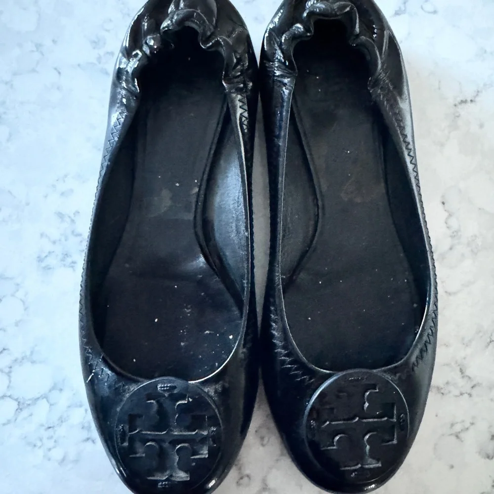 Tory Burch Reva Black Patent Leather Flats